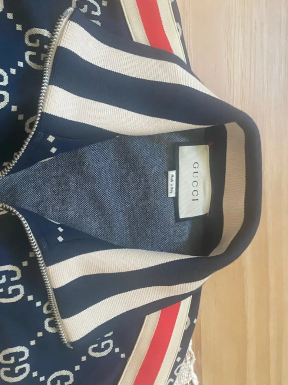 Gucci zip up with gucci garment bag